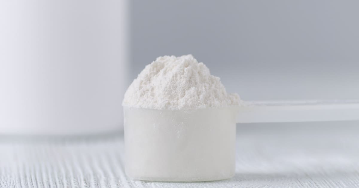 A scoop of an EAA supplement